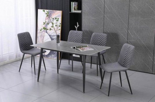 Essen Table & 4 Chairs