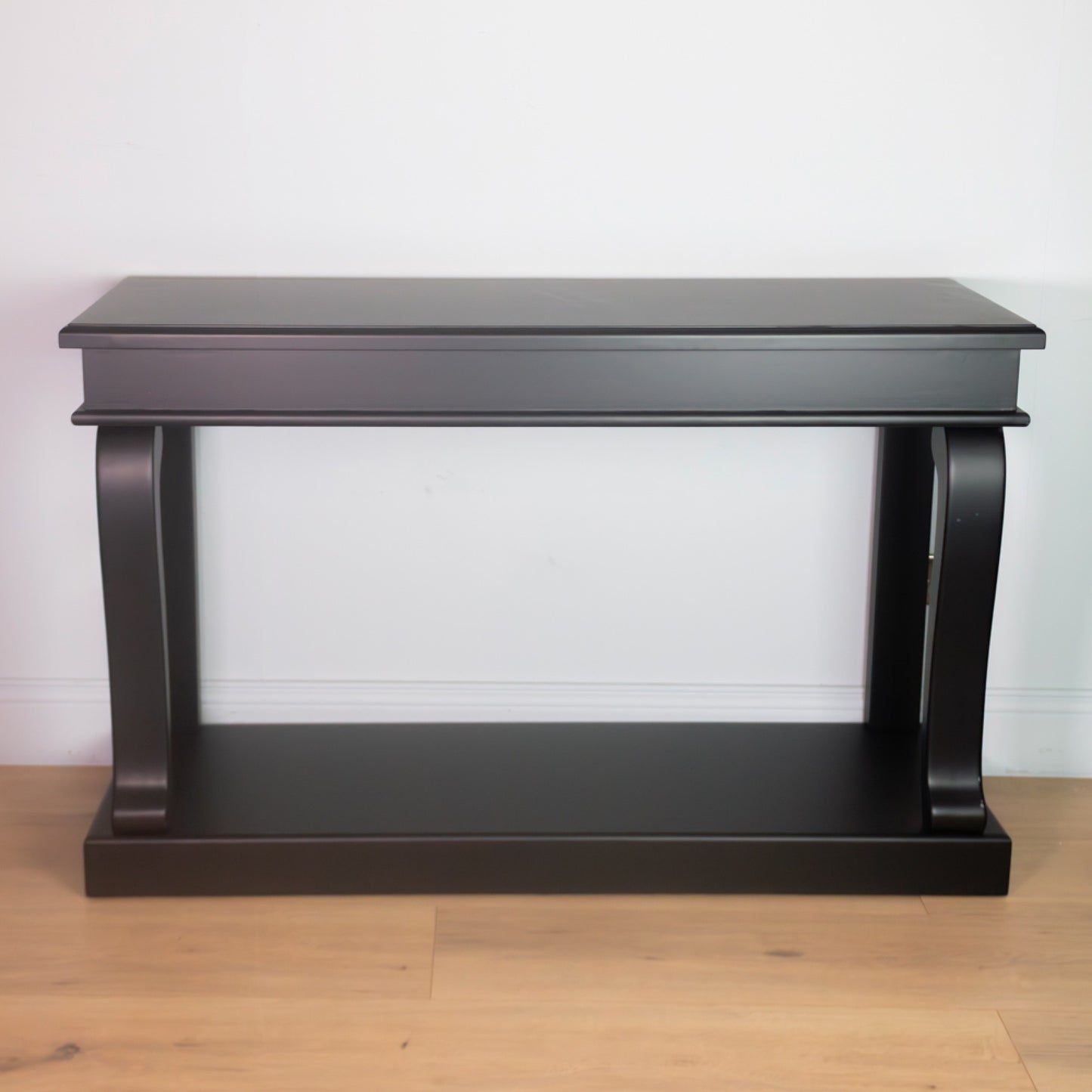 Scroll Console Black (Flat pack)